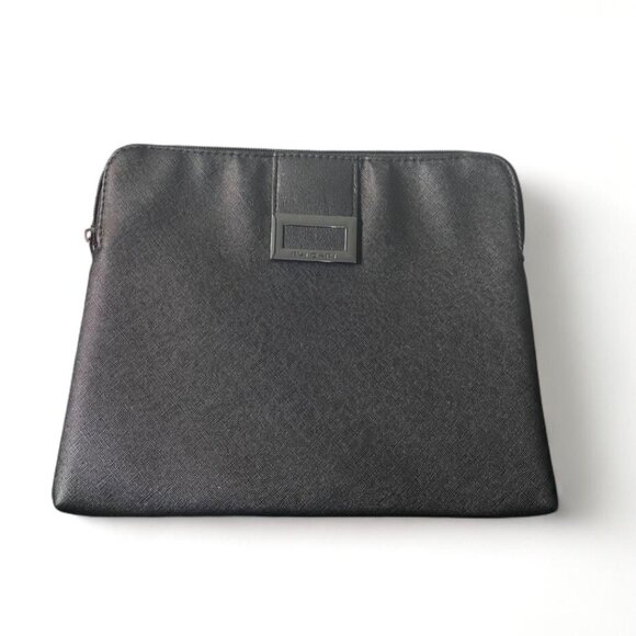 BVLGARI Handbags - NWOT - NEW BVLGARI BLACK ON BLACK ZIPPER TOP LARGE CLUTCH HANDBAG